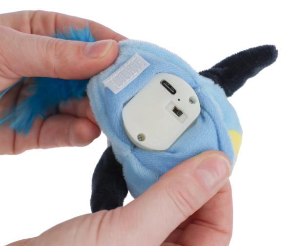 Katzenspielzeug Jumping Bird von Kerbl - interaktiv und akkubetrieben